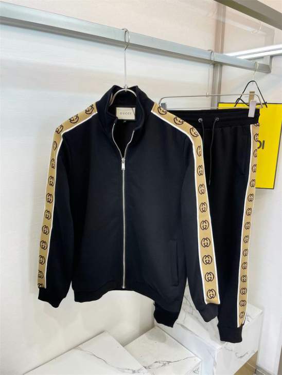 Picture of Gucci Sweater Suits _SKUGucciM-3XL12yn18139588